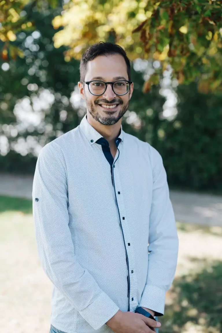 Florian Schörner bietet Content-Strategie und Texte für B2B-Unternehmen an.